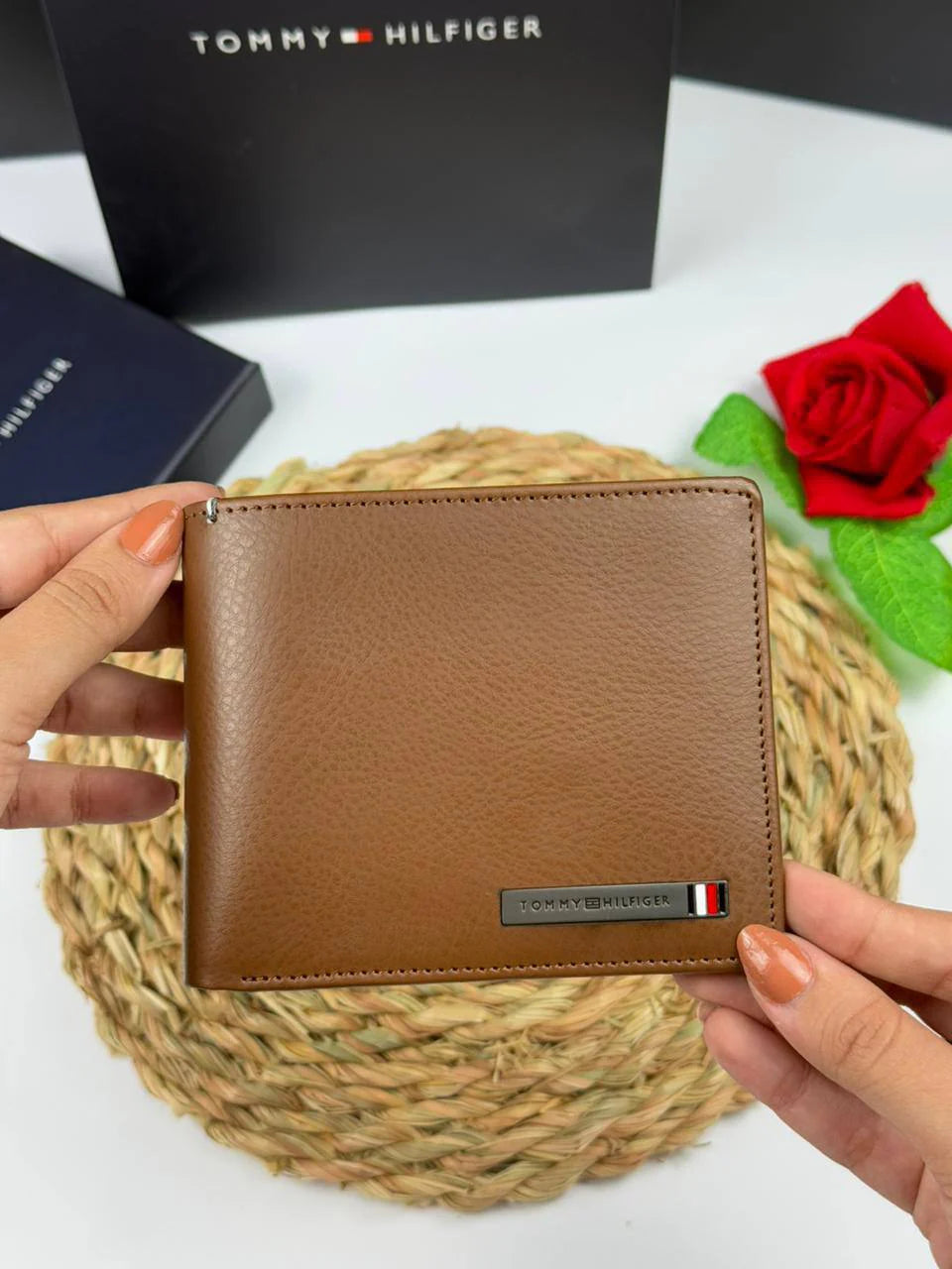 Tommy Hilfiger Brown Leather Wallet – Men